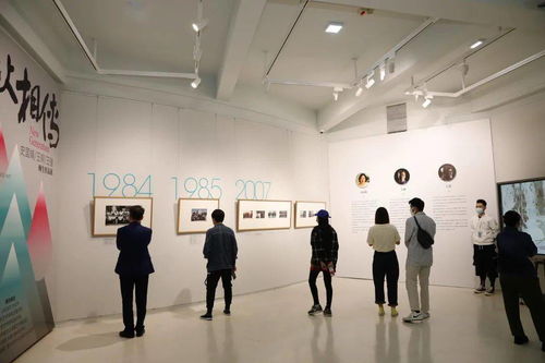 周末免費(fèi)看展 當(dāng)藝術(shù)范兒遇上東北風(fēng)，一場(chǎng)別開生面的文化藝術(shù)交流